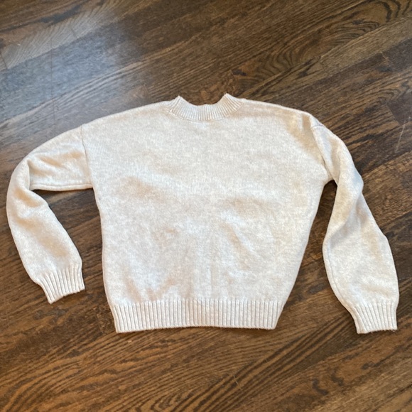 Pink flannel pattern button up - Picture 2 of 2